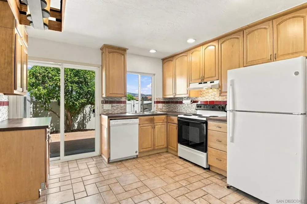 8719 Wahl St Santee, CA 92071
