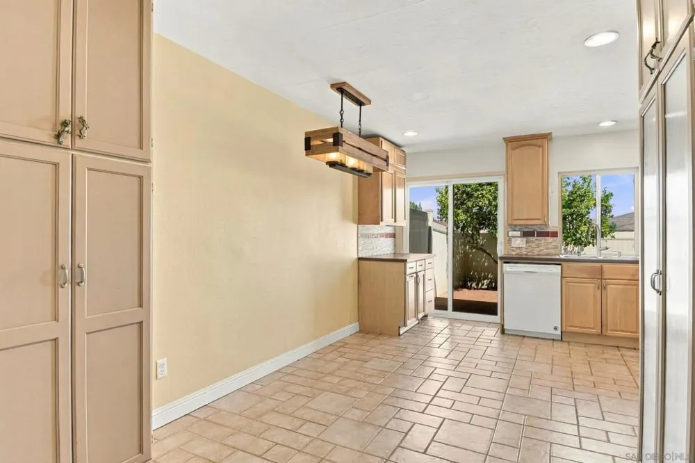 8719 Wahl St Santee, CA 92071