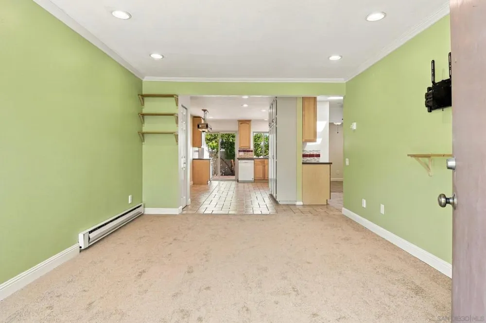 8719 Wahl St Santee, CA 92071