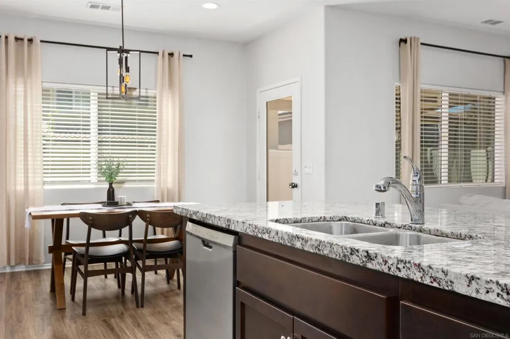 35769 Asturian Way Fallbrook, CA 92028