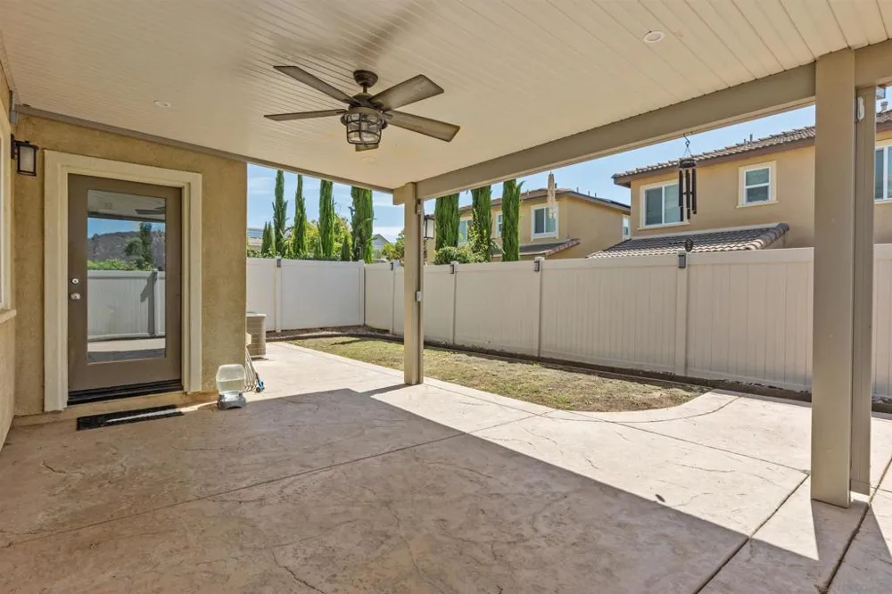 35769 Asturian Way Fallbrook, CA 92028