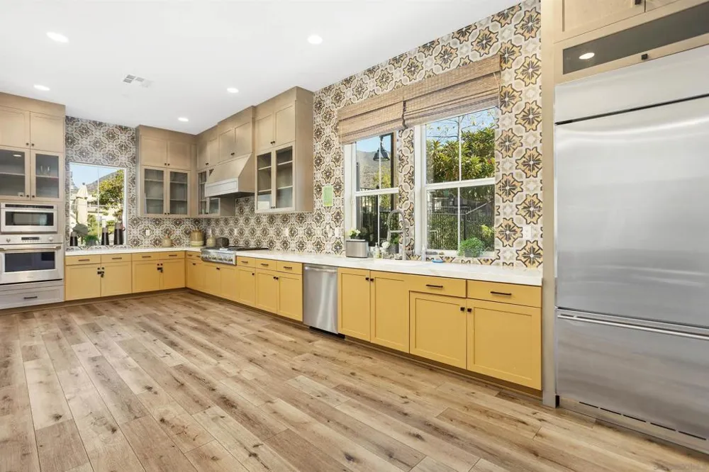 35769 Asturian Way Fallbrook, CA 92028