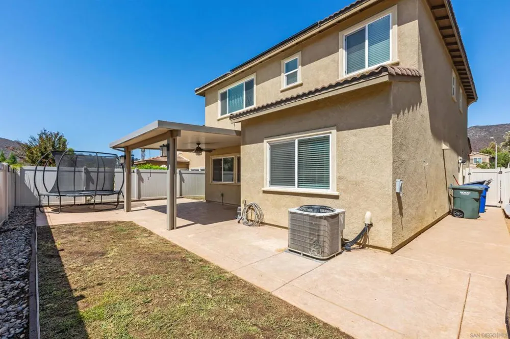 35769 Asturian Way Fallbrook, CA 92028