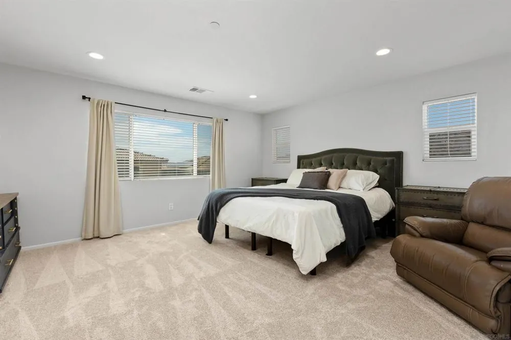 35769 Asturian Way Fallbrook, CA 92028