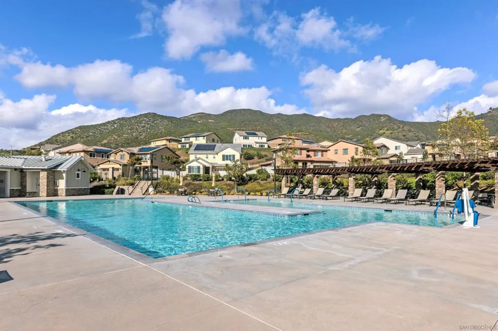 35769 Asturian Way Fallbrook, CA 92028
