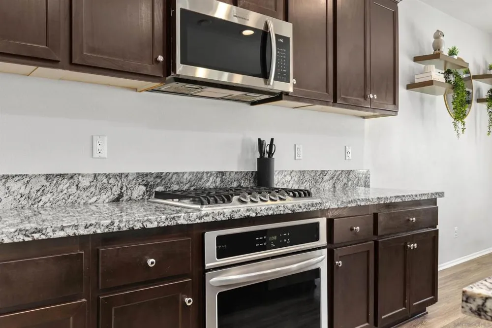35769 Asturian Way Fallbrook, CA 92028