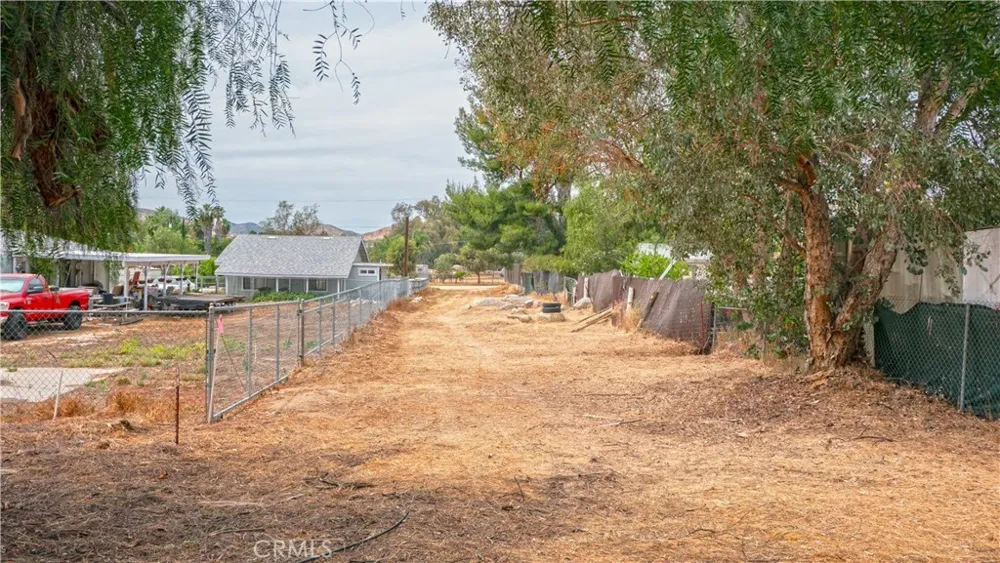 30970 Melvin Menifee, CA 92584