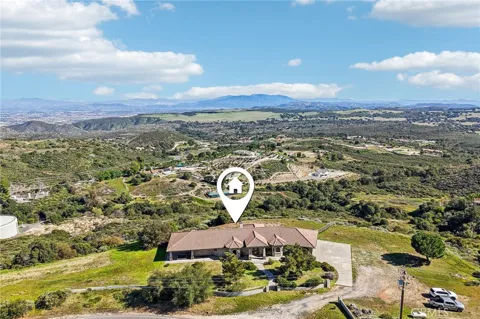 40000 Valle Vista