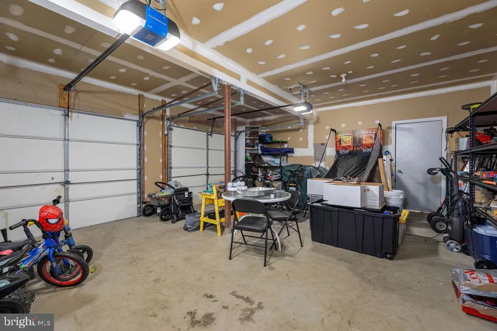 1010 MARINER Manahawkin, NJ 08050