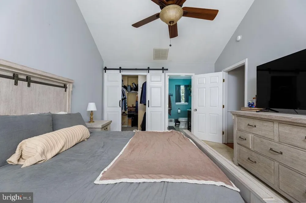 1010 MARINER Manahawkin, NJ 08050