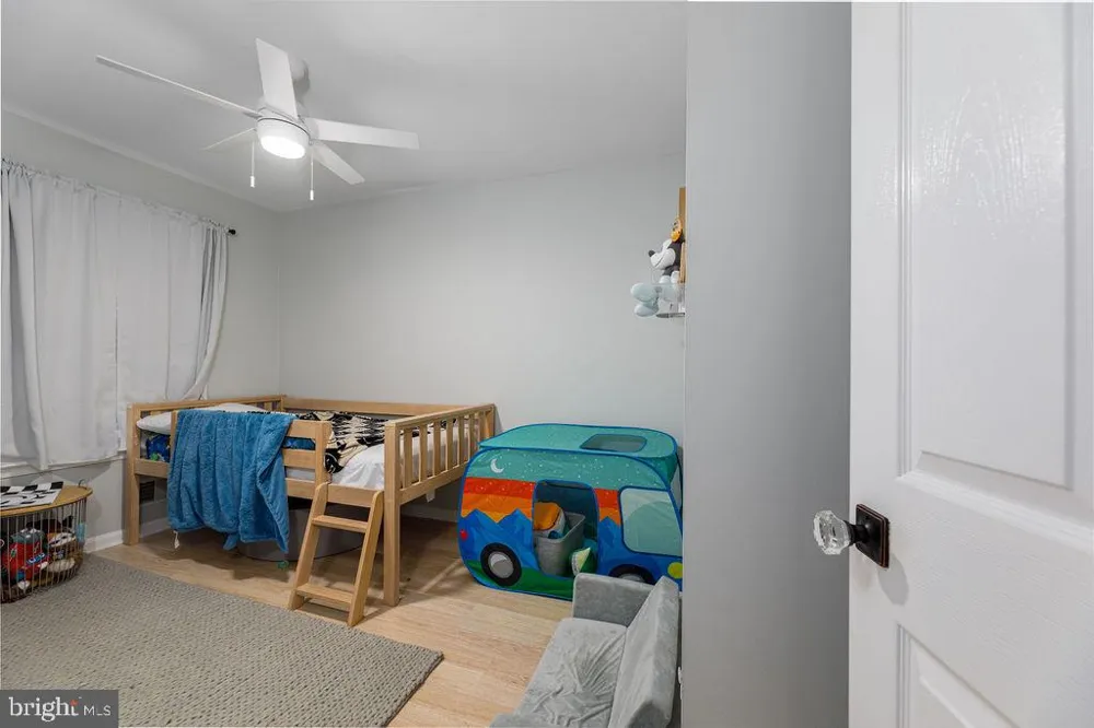 1010 MARINER Manahawkin, NJ 08050