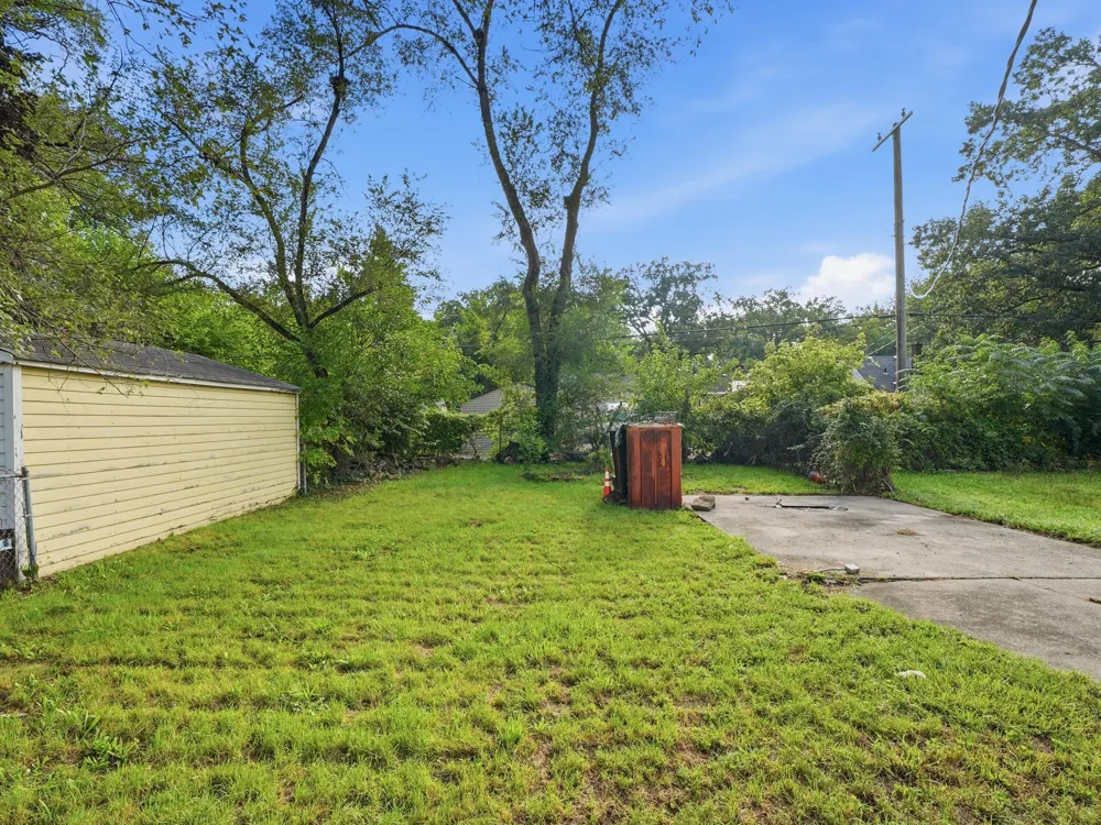 19720 Gilchrist Street Detroit, MI 48235