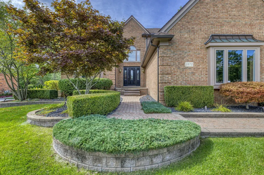 3972 Greenwood Street Rochester Hills, MI 48309