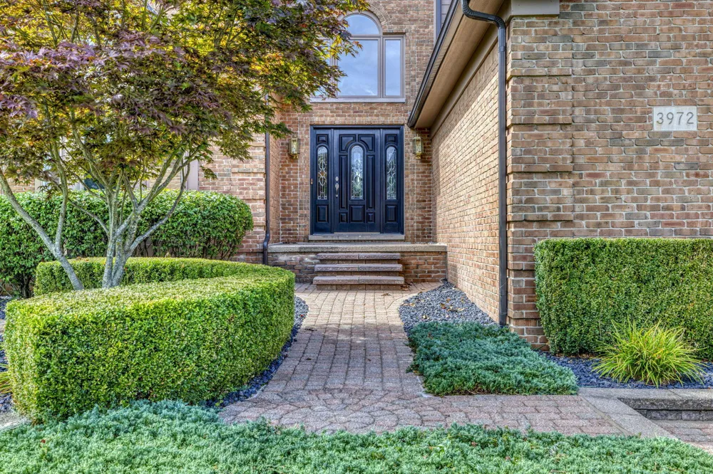 3972 Greenwood Street Rochester Hills, MI 48309