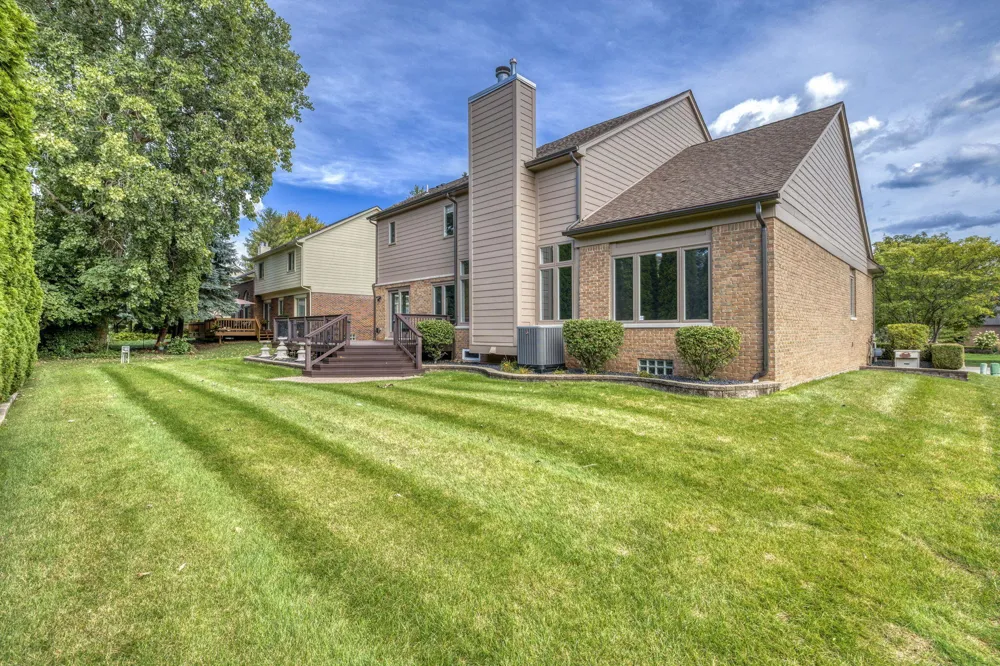 3972 Greenwood Street Rochester Hills, MI 48309