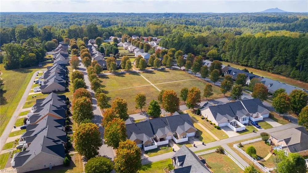 1660 Finwick Drive Pfafftown, NC 27040