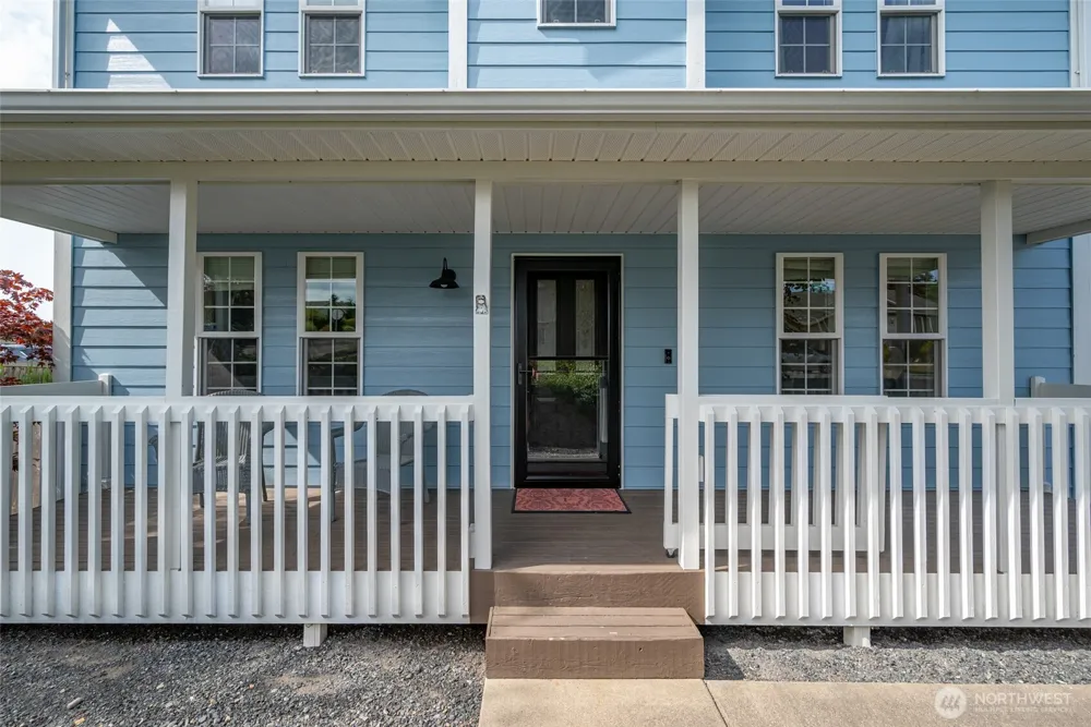 1589 SW Victory Street Oak Harbor, WA 98277