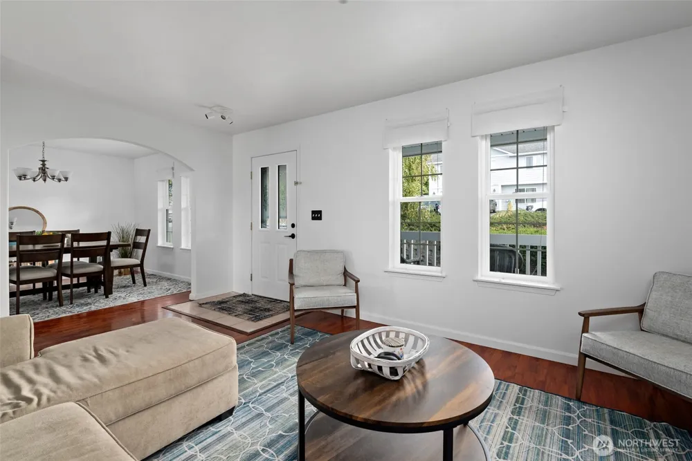 1589 SW Victory Street Oak Harbor, WA 98277
