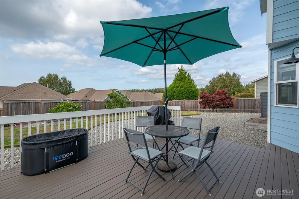 1589 SW Victory Street Oak Harbor, WA 98277