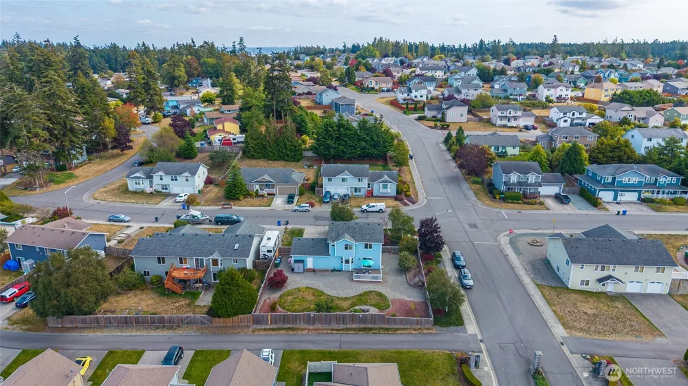 1589 SW Victory Street Oak Harbor, WA 98277