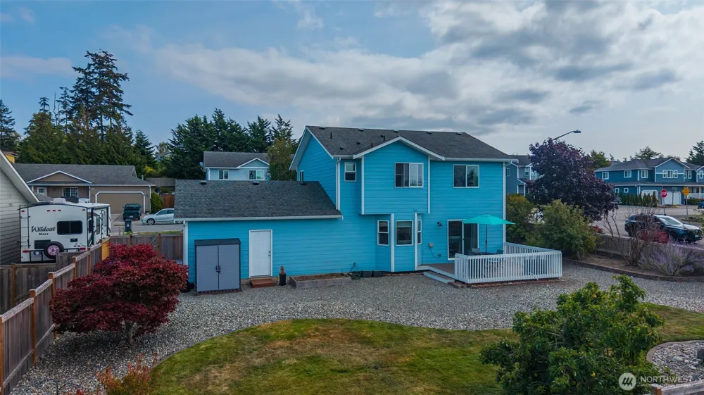 1589 SW Victory Street Oak Harbor, WA 98277