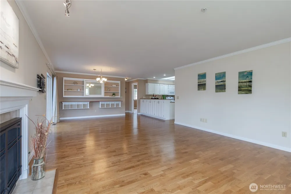 1811 F STREET SE #14 Auburn, WA 98002