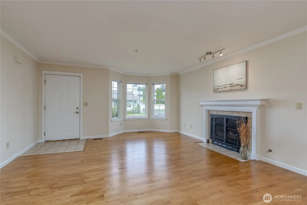 1811 F STREET SE #14 Auburn, WA 98002