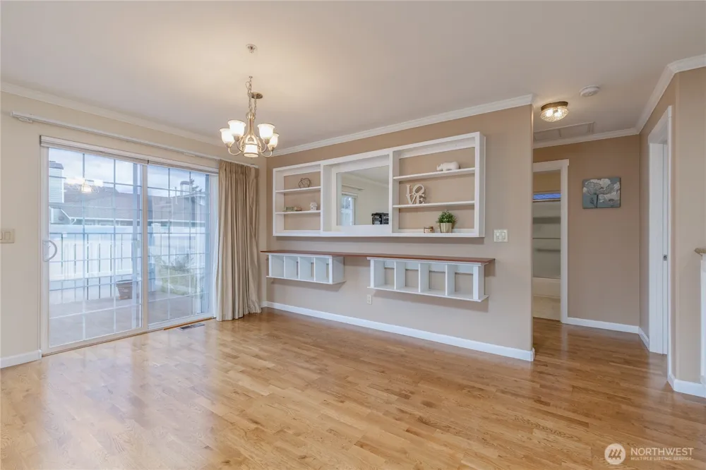 1811 F STREET SE #14 Auburn, WA 98002