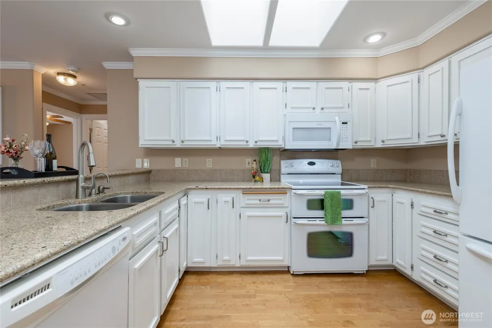1811 F STREET SE #14 Auburn, WA 98002