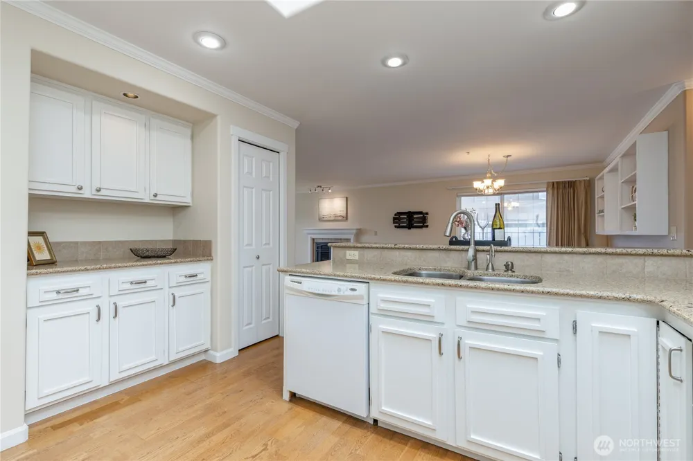 1811 F STREET SE #14 Auburn, WA 98002