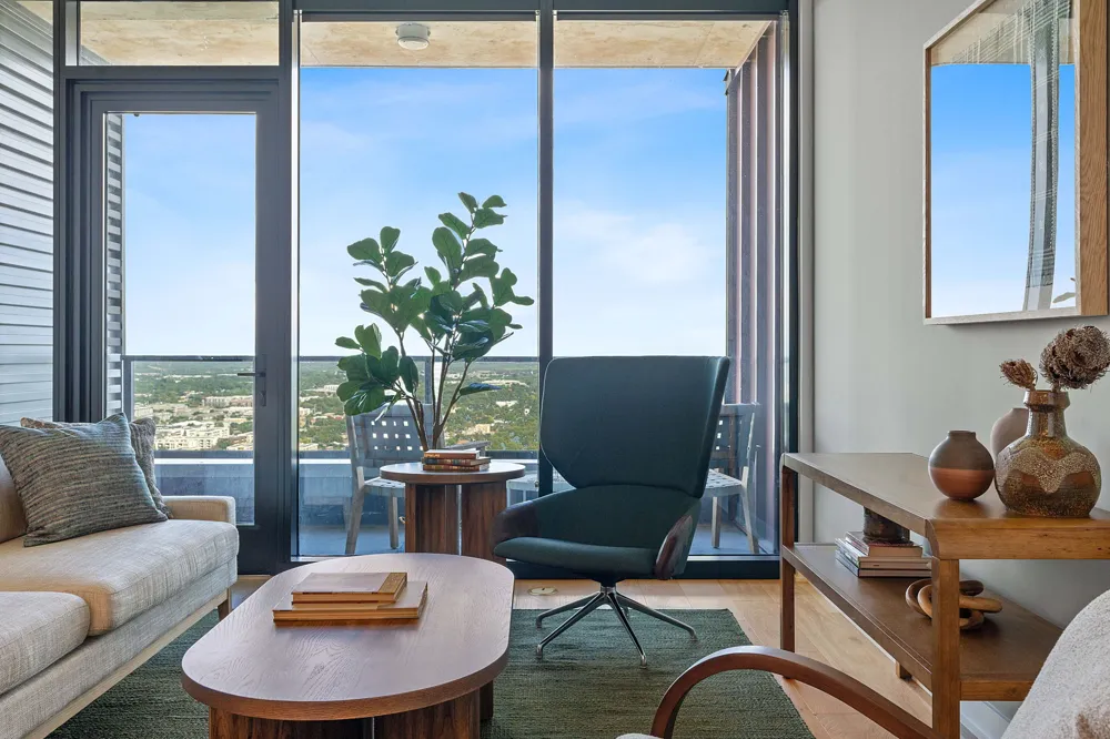 84 East Avenue #1705 Austin, TX 78701