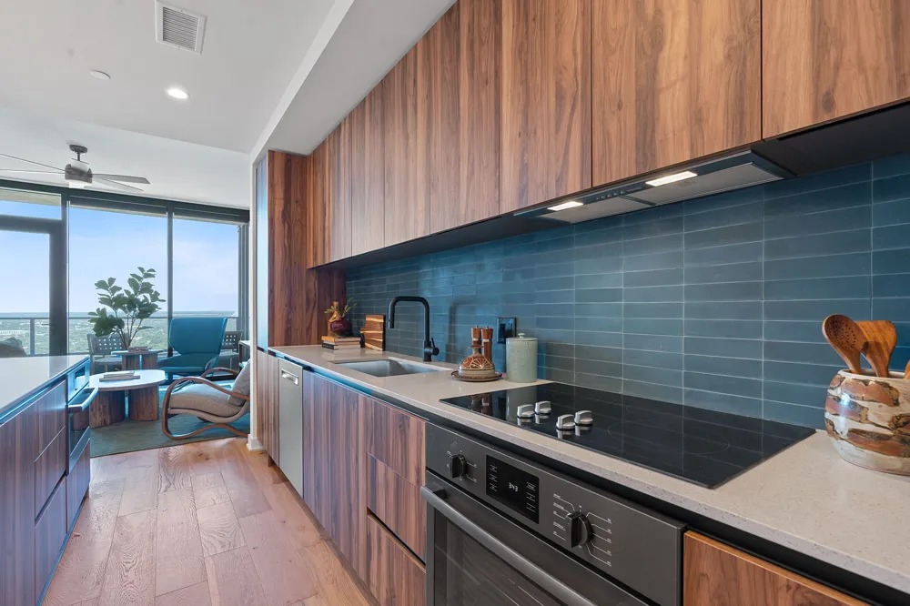 84 East Avenue #1705 Austin, TX 78701