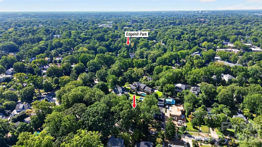 823-825 Henley Place Charlotte, NC 28207