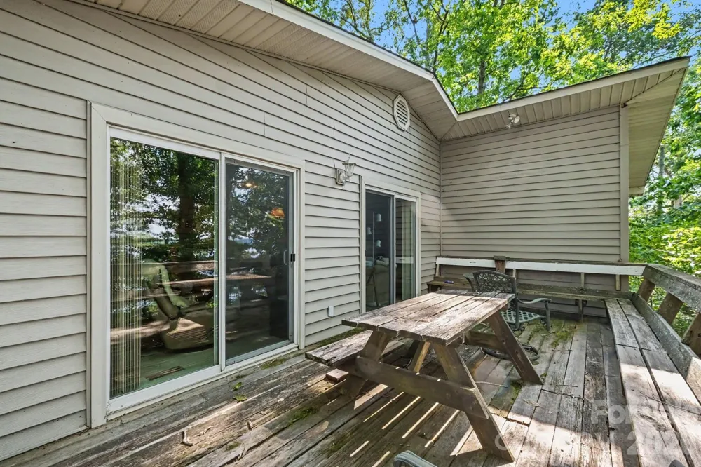 327 Grasshopper Circle Mooresville, NC 28117