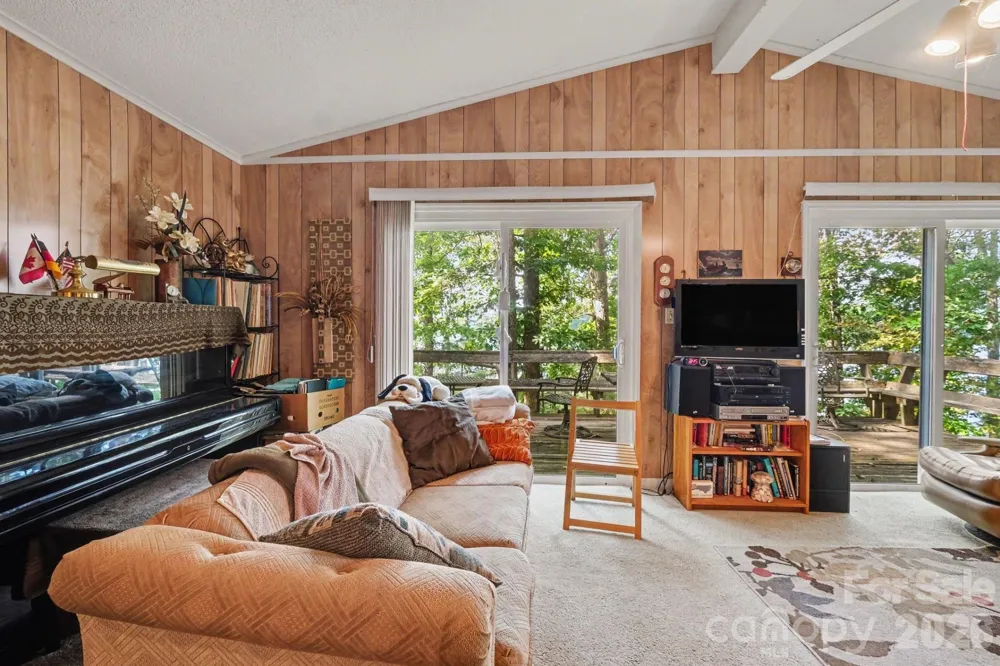 327 Grasshopper Circle Mooresville, NC 28117