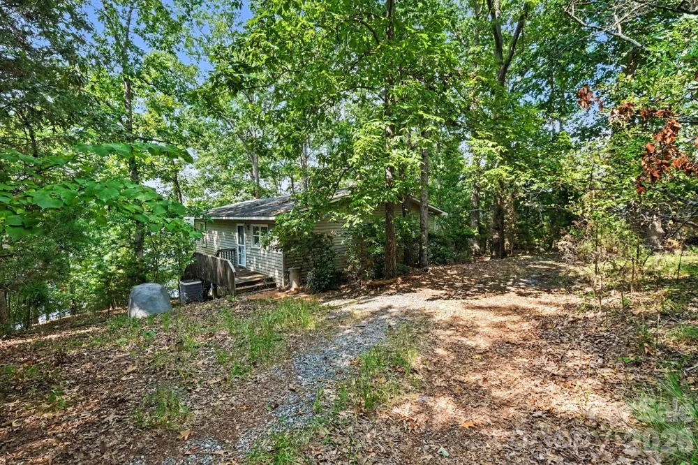 327 Grasshopper Circle Mooresville, NC 28117