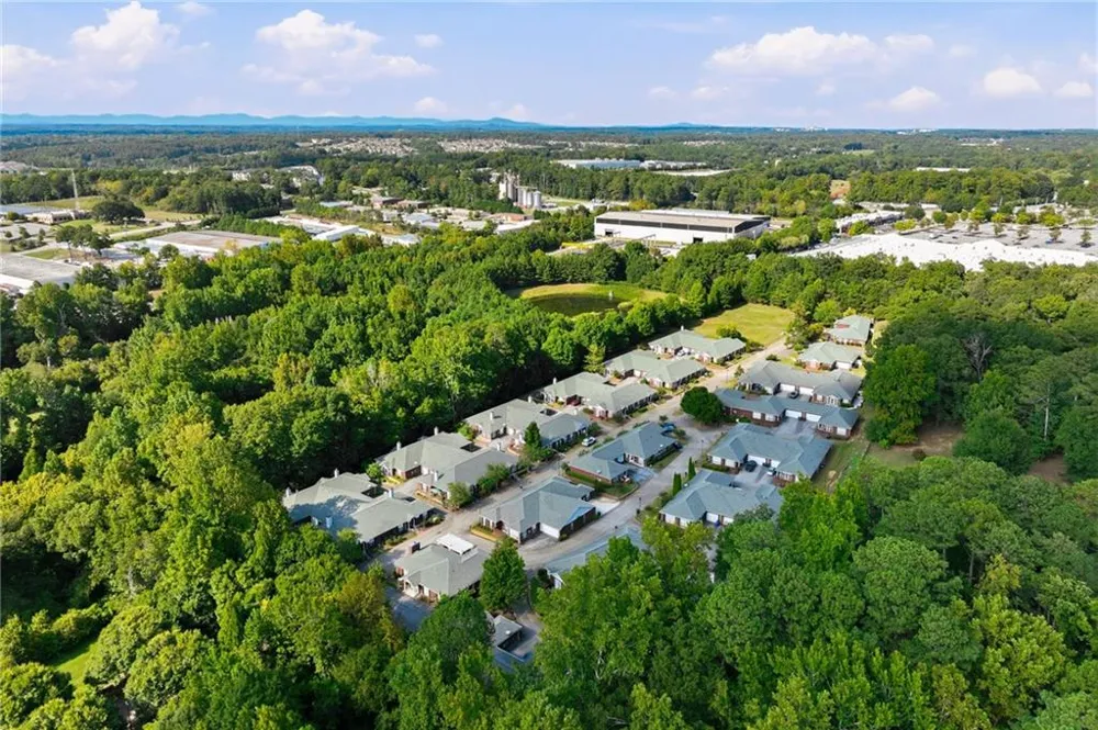 4287 Skyline View Oakwood, GA 30566