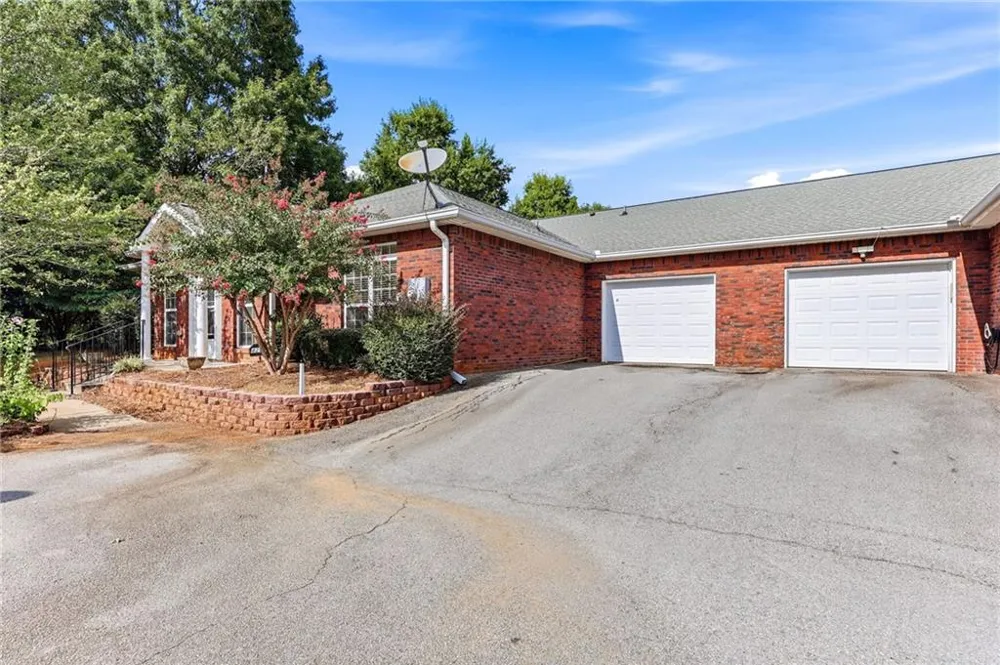 4287 Skyline View Oakwood, GA 30566