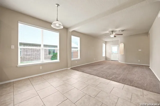 10220 Colonel Rdg Schertz, TX 78154