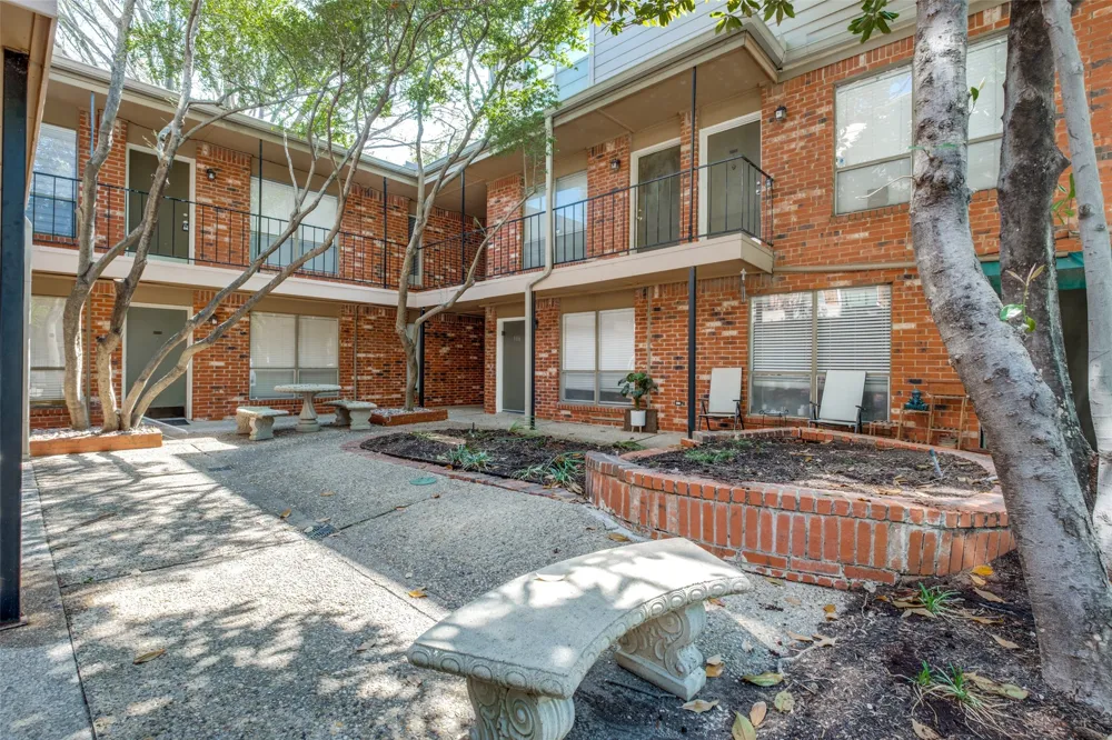 4525 Gilbert #204 Dallas, TX 75219