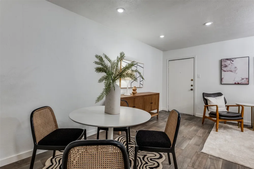 4525 Gilbert #204 Dallas, TX 75219
