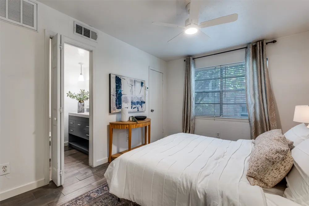 4525 Gilbert #204 Dallas, TX 75219