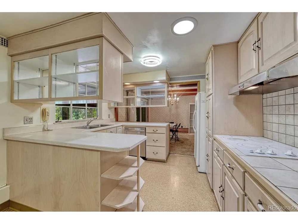5237 S Boston Street Greenwood Village, CO 80111