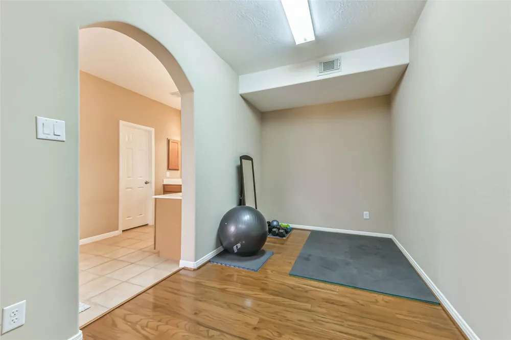 12206 Bell Creek Drive Pearland, TX 77584