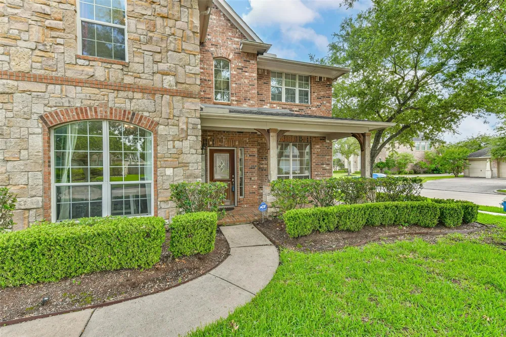 12206 Bell Creek Drive Pearland, TX 77584