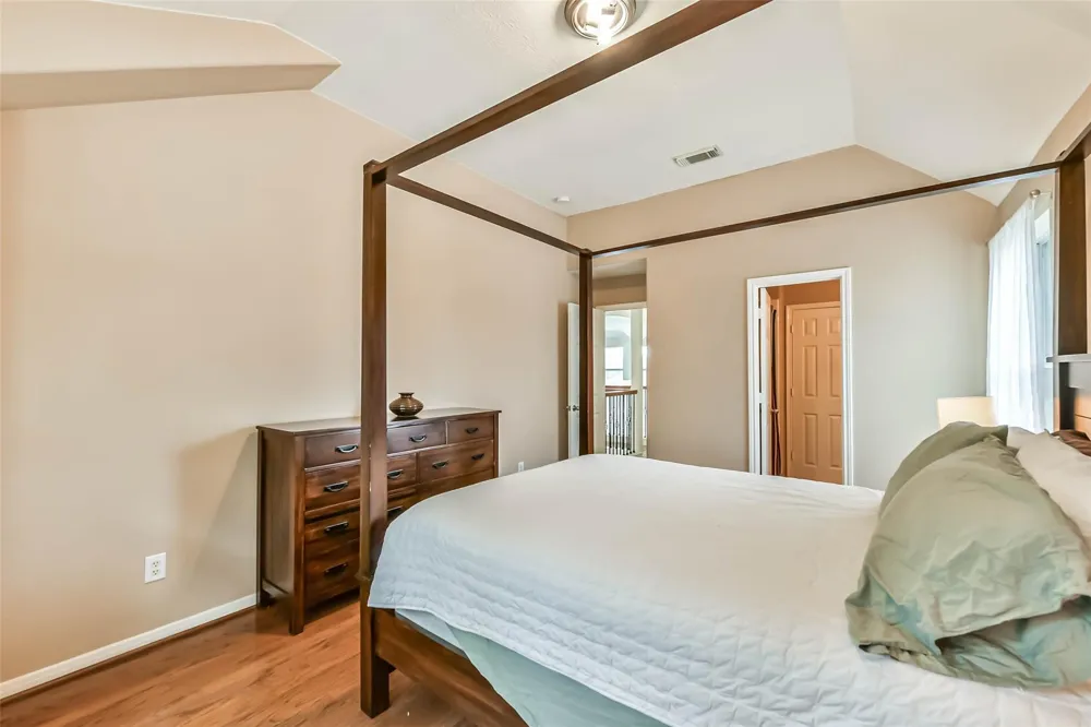 12206 Bell Creek Drive Pearland, TX 77584