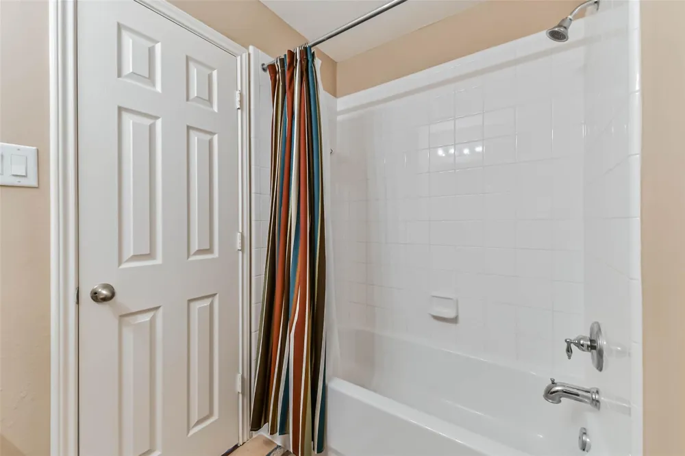 12206 Bell Creek Drive Pearland, TX 77584