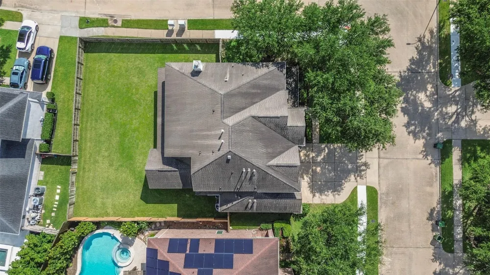 12206 Bell Creek Drive Pearland, TX 77584