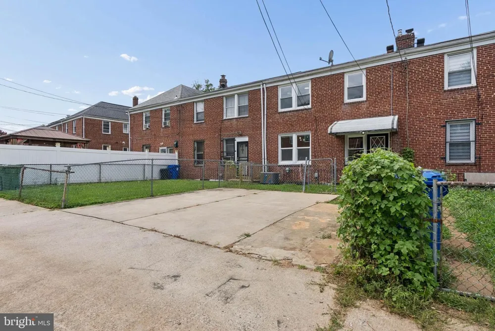 4035 ANNELLEN ROAD Baltimore, MD 21215