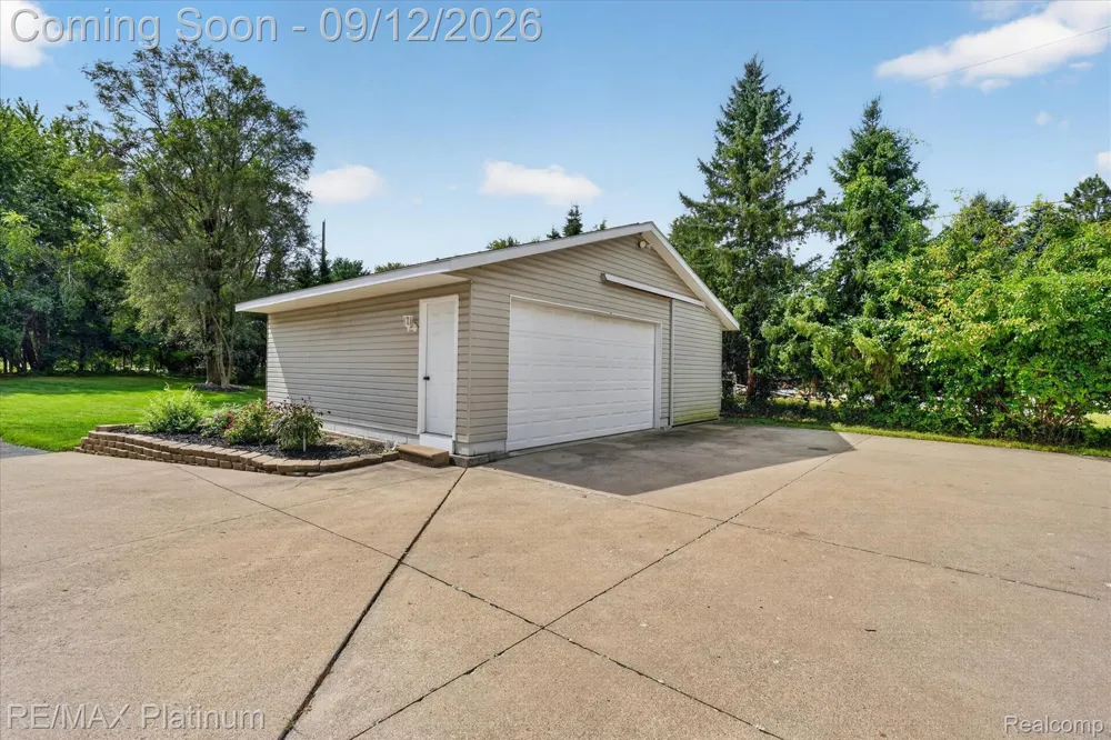 4254 W Highland Road Highland Charter Township, MI 48357